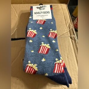 Twisted Toes Men's Novelty Socks with Popcorn Design. 2 pair